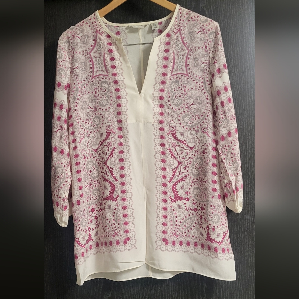 Silk Women's Pink and Cream Patterned Top V Neck